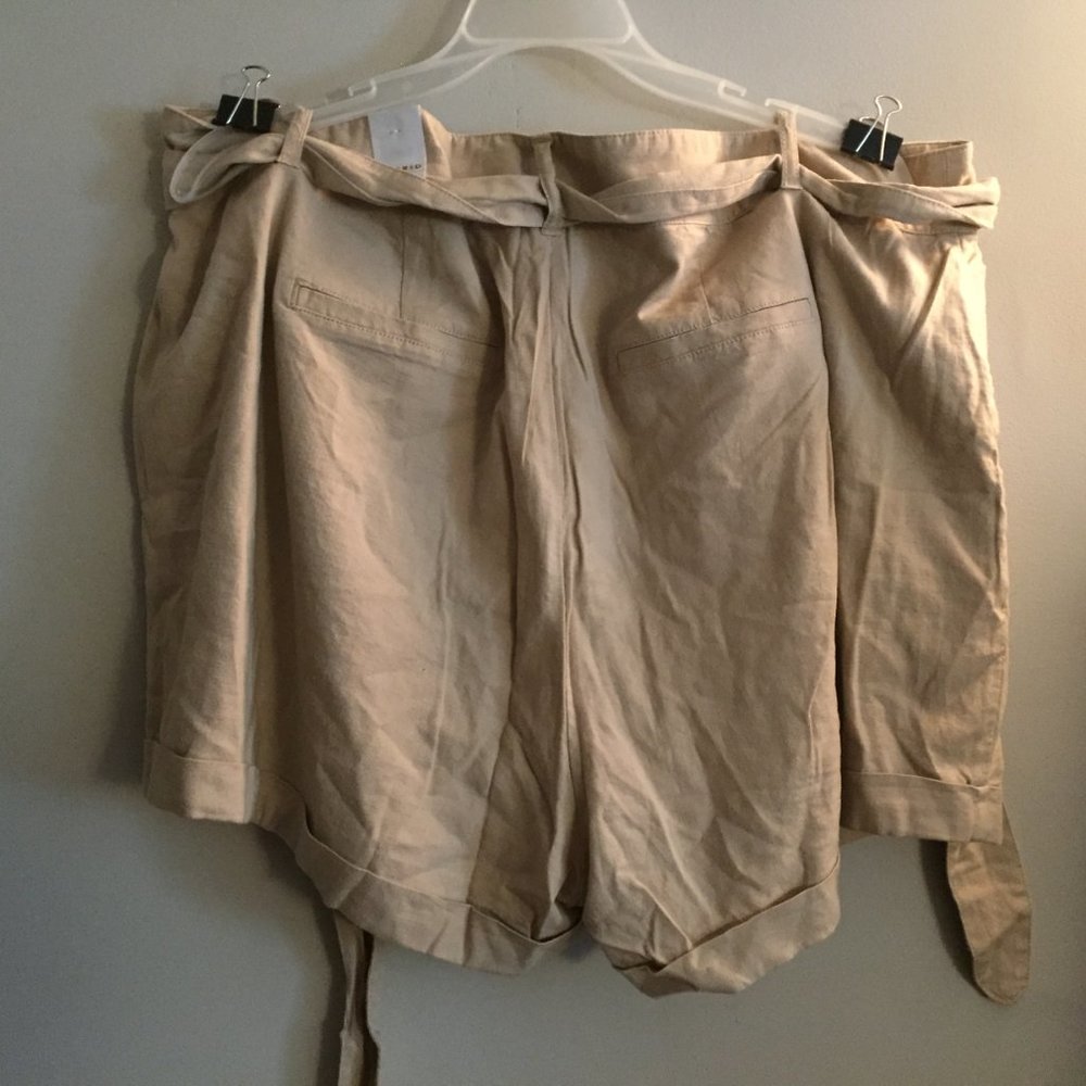 NWT Torrid Beige Linen Self-Tie Shorts - Picture 4 of 8